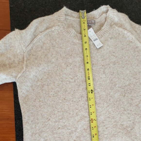 NWT - J Crew Oatmeal color sweater Size Label M,  Fit oversized or large - Picture 8 of 13